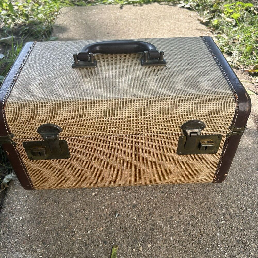 Vintage Tweed Train Case Vanity Makeup Luggage Leather Trim Brass Hardware 1950s